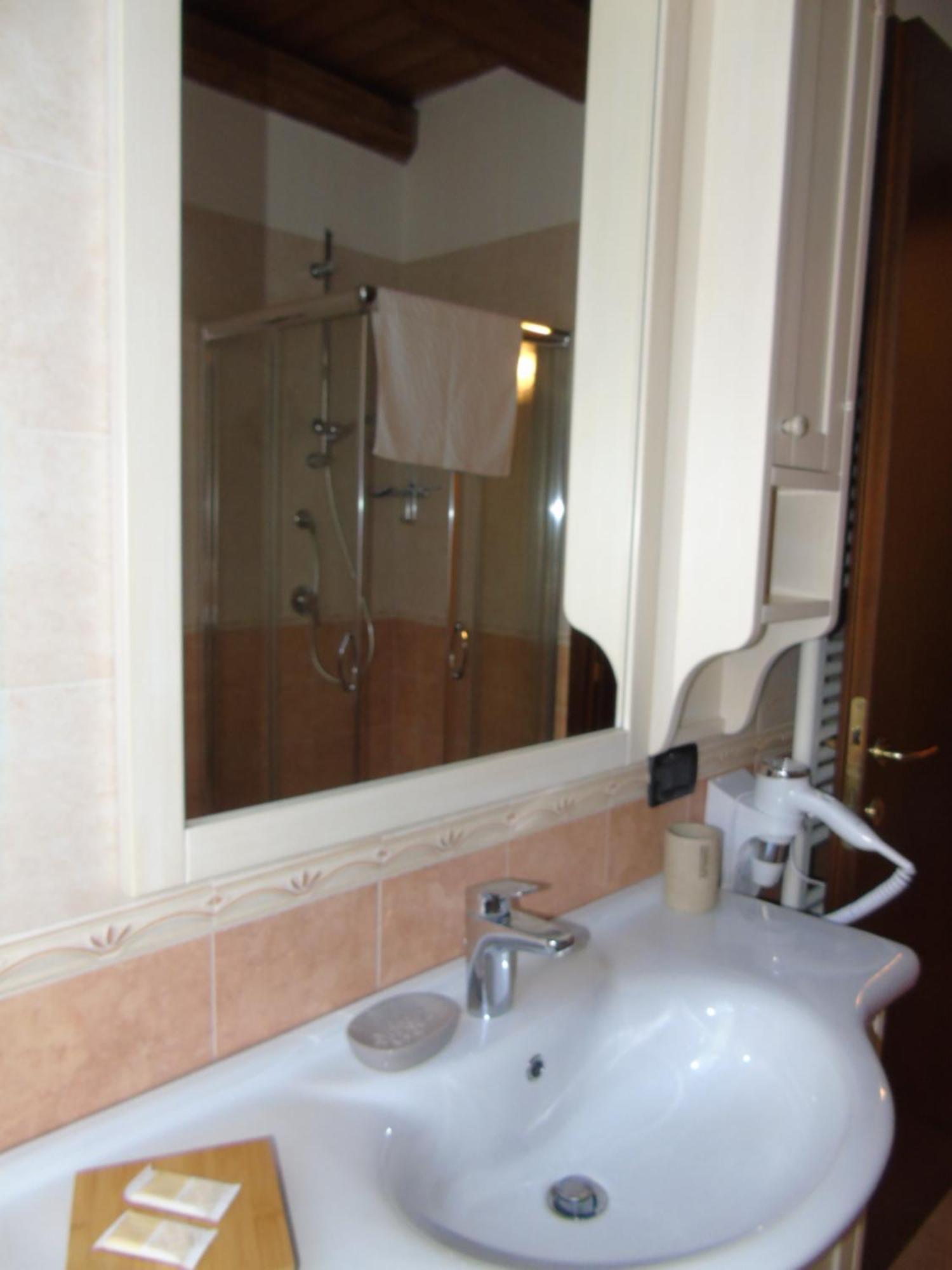 Tasi Apartaments Cento  Exterior foto